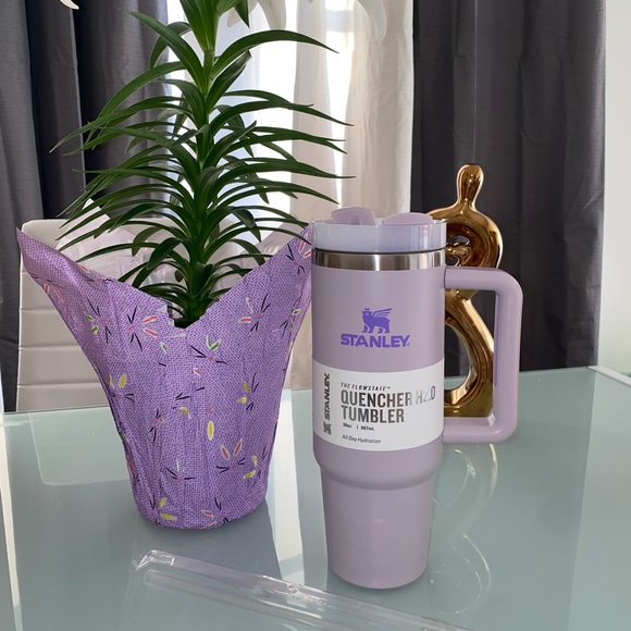 Brand New Stanley Cup-Lavender 30 oz. - Picture 3 of 4